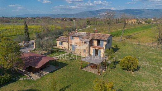 Casale a Cortona, Arezzo