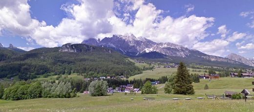 Apartament w Cortina d'Ampezzo, Provincia di Belluno