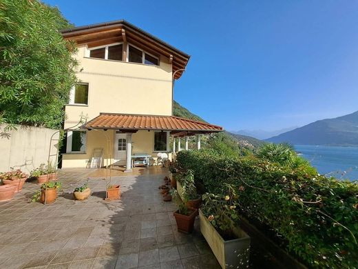 Villa - San Siro, Provincia di Como
