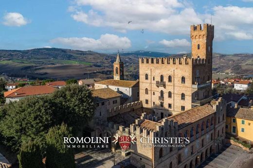 Castillo en Tavoleto, Pesaro y Urbino