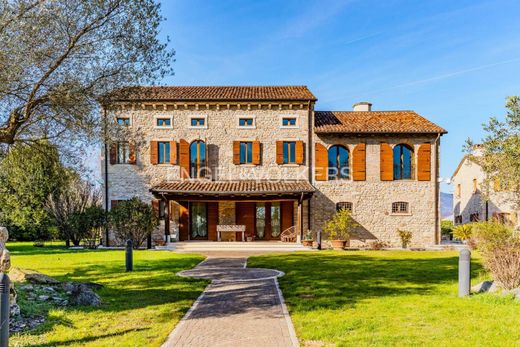 Villa in San Pietro di Feletto, Provincia di Treviso