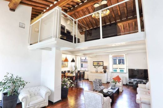 Penthouse Portoferraio, Livorno ilçesinde