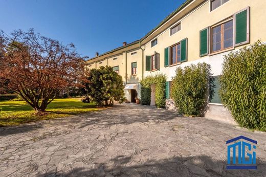 Residential complexes in Ponteranica, Provincia di Bergamo