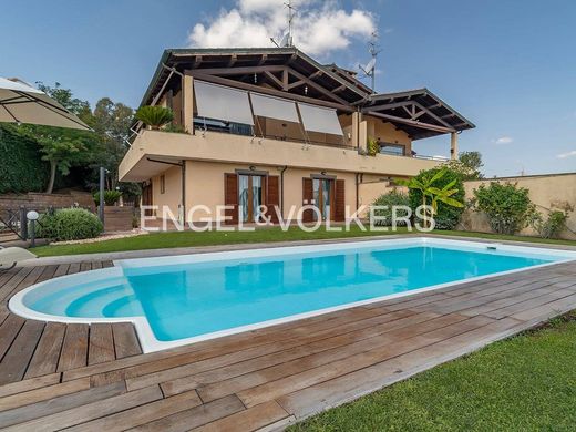 ﻓﻴﻼ ﻓﻲ روما, Lazio