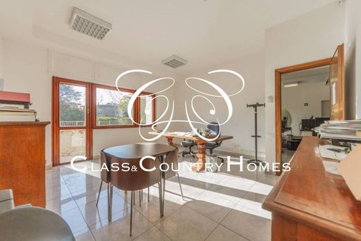 ローマ, ラツィオ州のオフィス