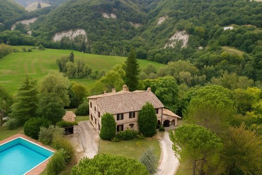 Country House in Urbino, Pesaro and Urbino