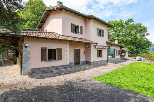 Villa en Plesio, Provincia di Como