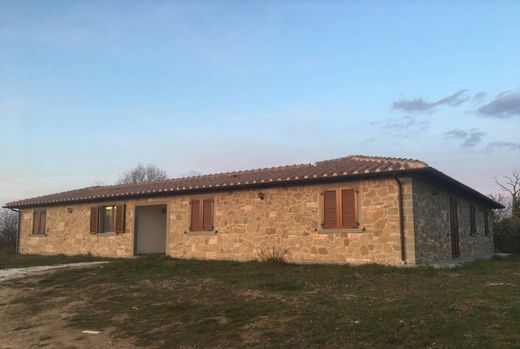 Villa in Passignano sul Trasimeno, Provincia di Perugia