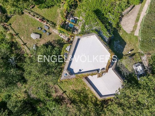 Villa in Trevignano Romano, Rome