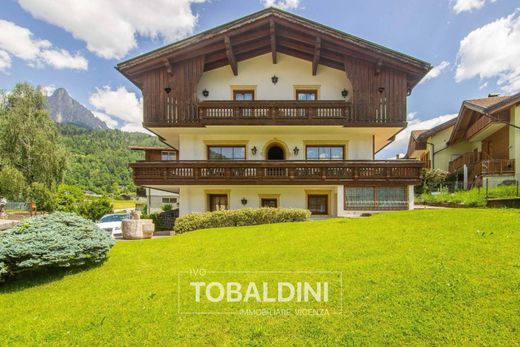 Villa a Primiero San Martino di Castrozza, Trento
