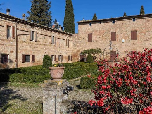Country House in Siena, Province of Siena