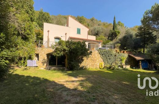 Villa in Finale Ligure, Provincia di Savona