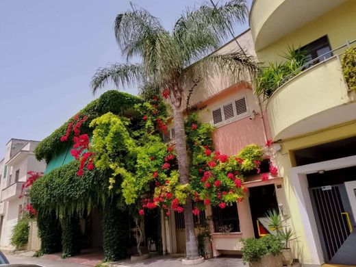 Luxury home in Manduria, Provincia di Taranto