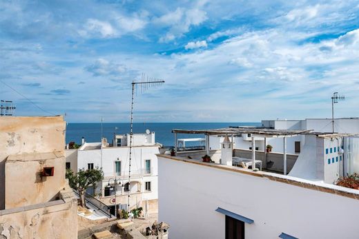 Residential complexes in Polignano a Mare, Bari