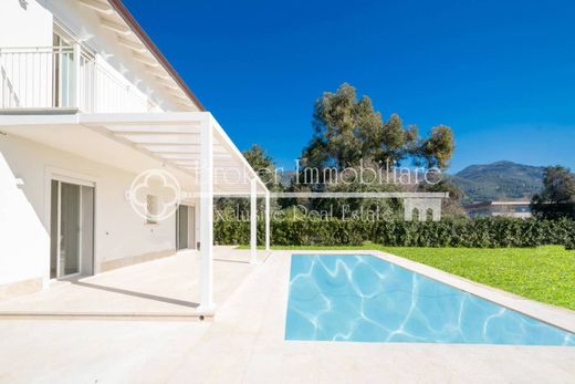 ‏וילה ב  Pietrasanta, Provincia di Lucca