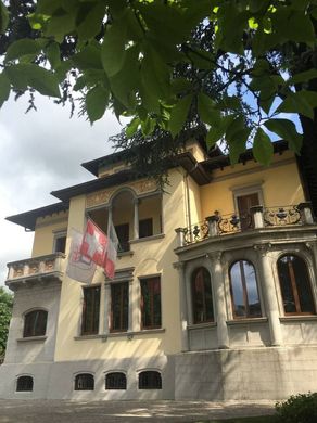 Budynek w Chiasso, Mendrisio District