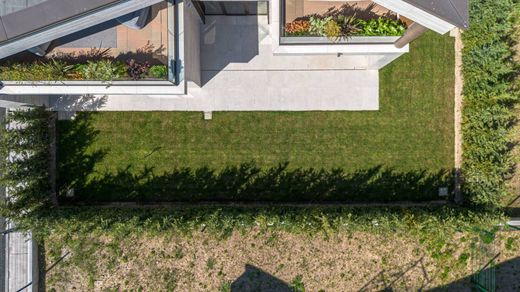 Villa in Burago di Molgora, Provincia di Monza e della Brianza
