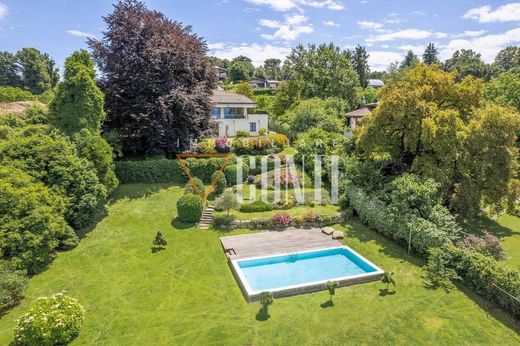 Villa - Buguggiate, Provincia di Varese