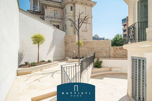 Office in Rome, Latium