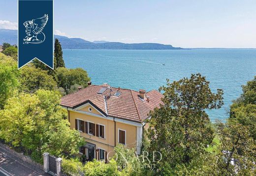 Apartment in Gardone Riviera, Provincia di Brescia