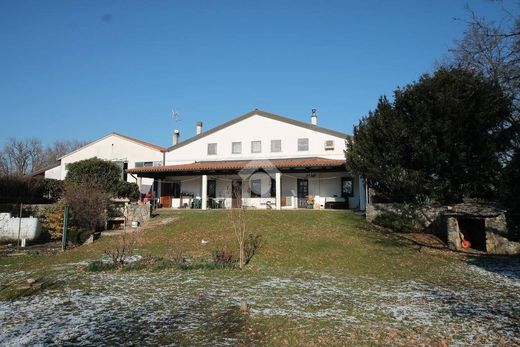 Villa in Sgonico, Trieste