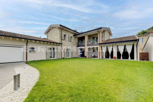 Вилла, Gussago, Provincia di Brescia