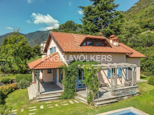 Villa - Caslino d'Erba, Provincia di Como
