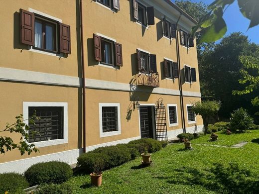 Villa in Triëst, Trieste