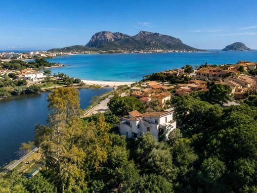 Villa in Golfo Aranci, Provincia di Sassari
