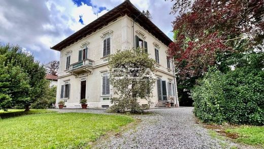 Villa Lucca, Lucca ilçesinde