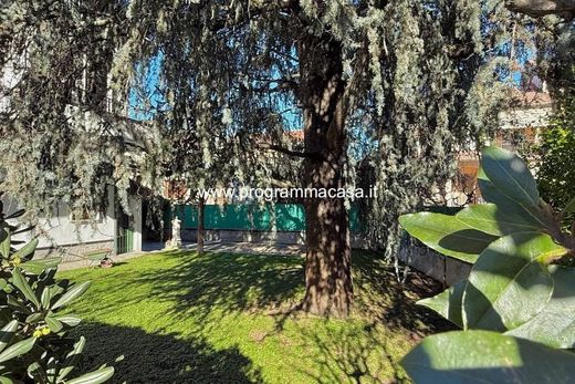 Villa in Segrate, Milan