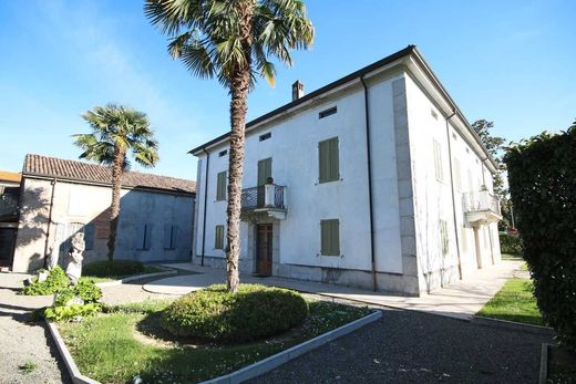 Villa in Parma, Provincia di Parma