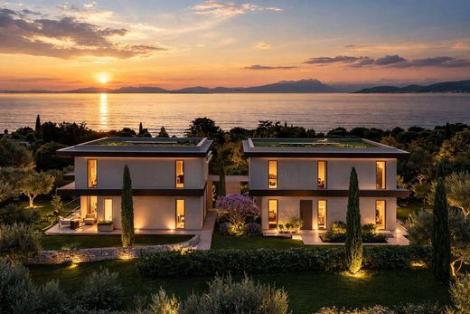 Villa in Bardolino, Provincia di Verona