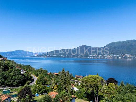 Villa in Brezzo di Bedero, Provincia di Varese