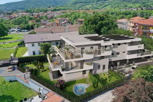 Penthouse à Alzano Lombardo, Provincia di Bergamo