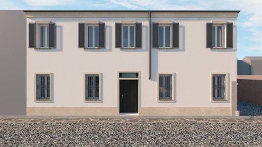 Luxury home in Mantova, Province of Mantua