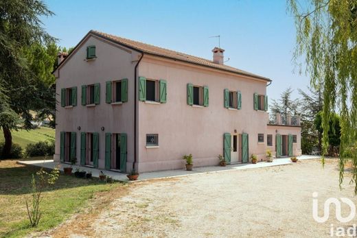 Villa Potenza Picena, Macerata ilçesinde