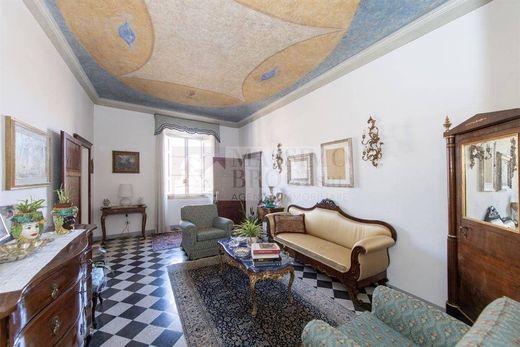 Appartamento a Siena, Toscana