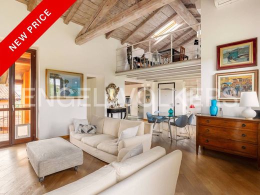 ‏דירה ב  Varese, Provincia di Varese