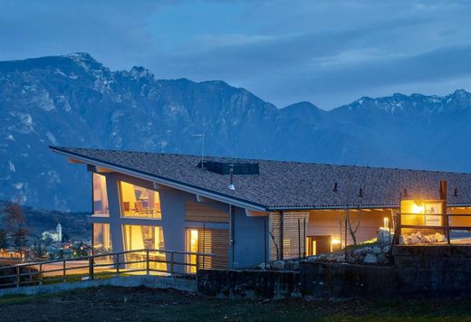 Villa in Brentonico, Trento