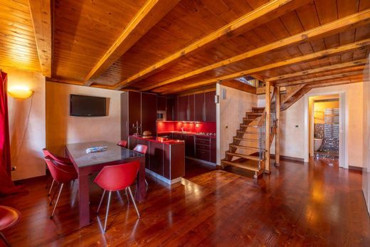 Apartment / Etagenwohnung in Pré-Saint-Didier, Valle d'Aosta