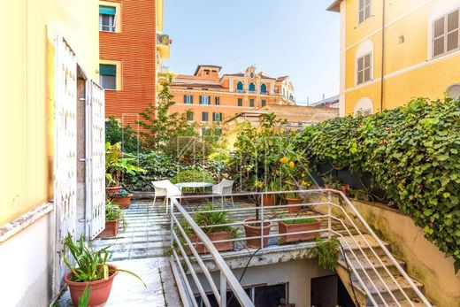 Apartment in Rome, Latium