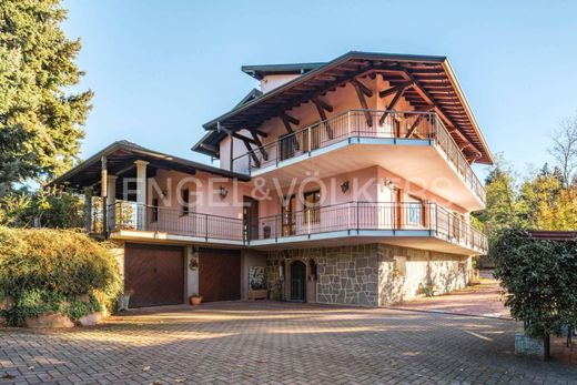 Villa in Induno Olona, Provincia di Varese