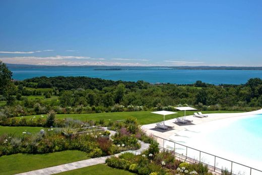 ‏בתים מדורגים ב  Padenghe sul Garda, Provincia di Brescia