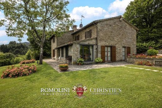 Country House in Castel Focognano, Province of Arezzo