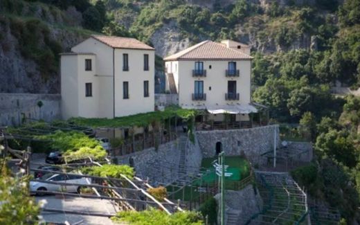 Complexos residenciais - Maiori, Provincia di Salerno