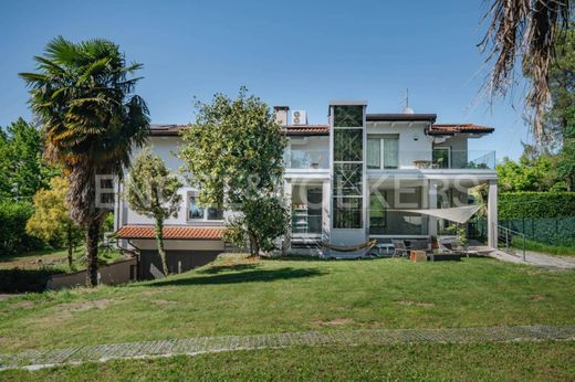 Apartment in Varese, Provincia di Varese