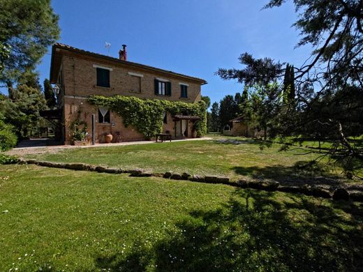 Villa en Asciano, Provincia di Siena
