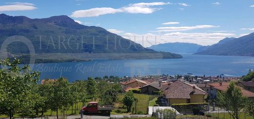 Apartment in Vercana, Provincia di Como