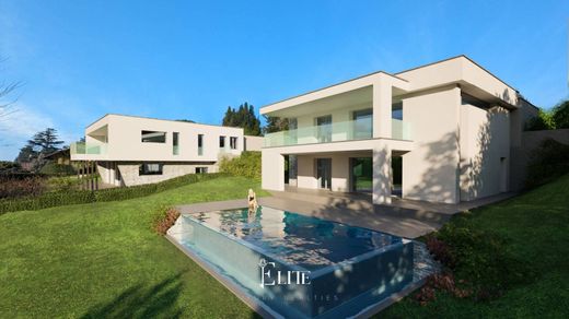 Teren w Varese, Provincia di Varese